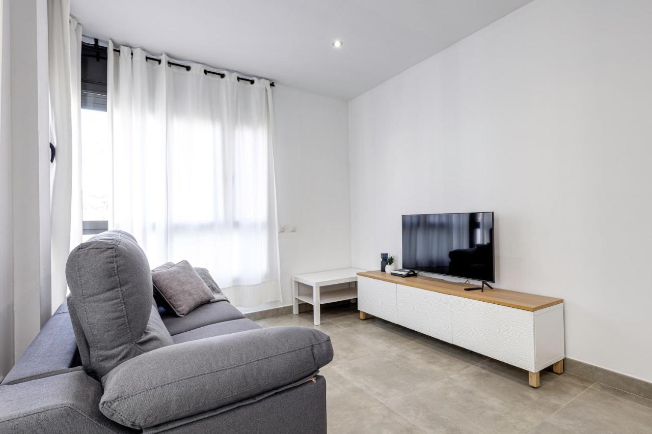 Urban Flats Vallirana Barcelona Eksteriør bilde