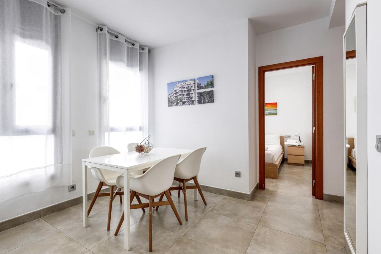 Urban Flats Vallirana Barcelona Eksteriør bilde