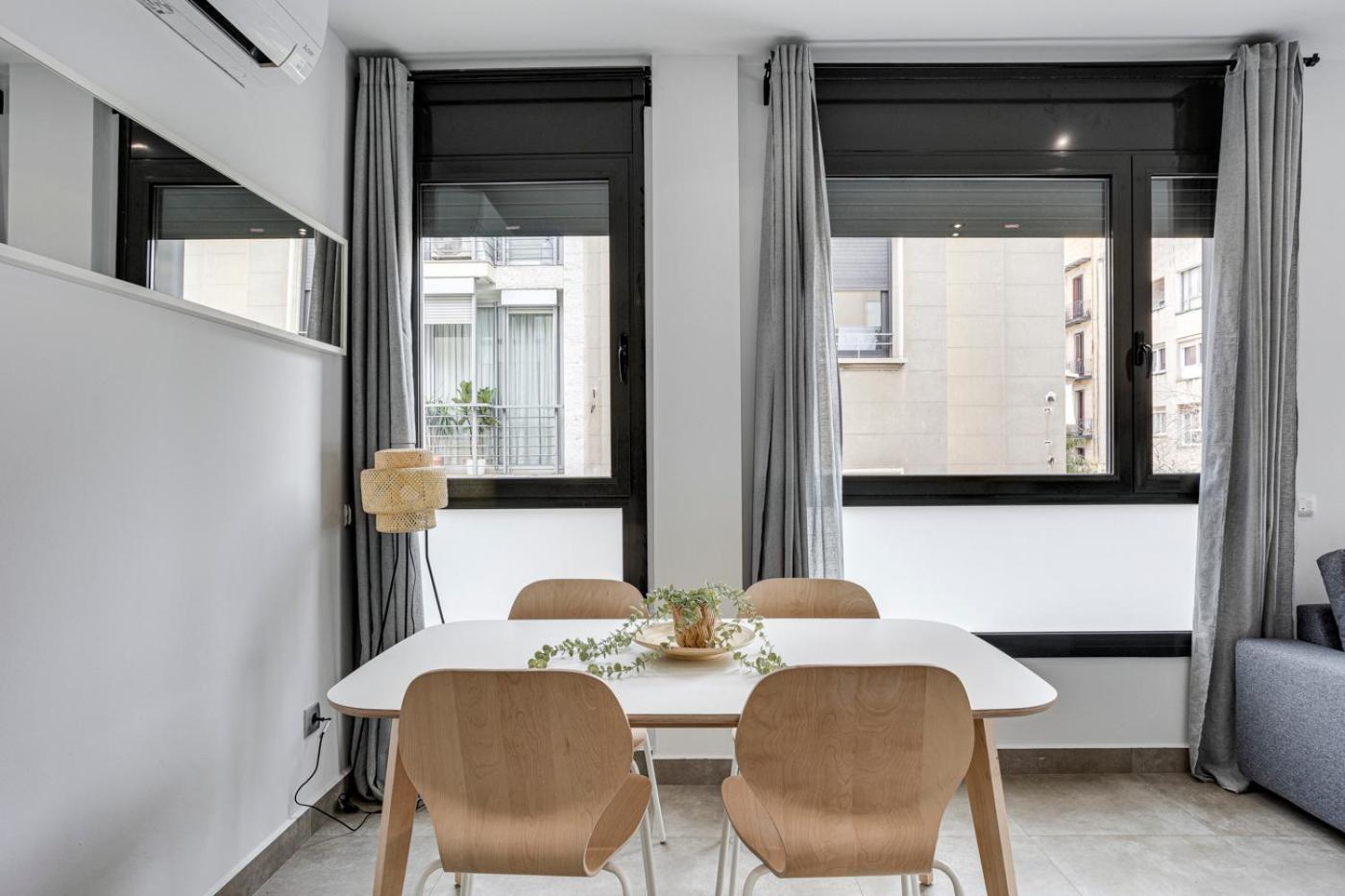 Urban Flats Vallirana Barcelona Eksteriør bilde