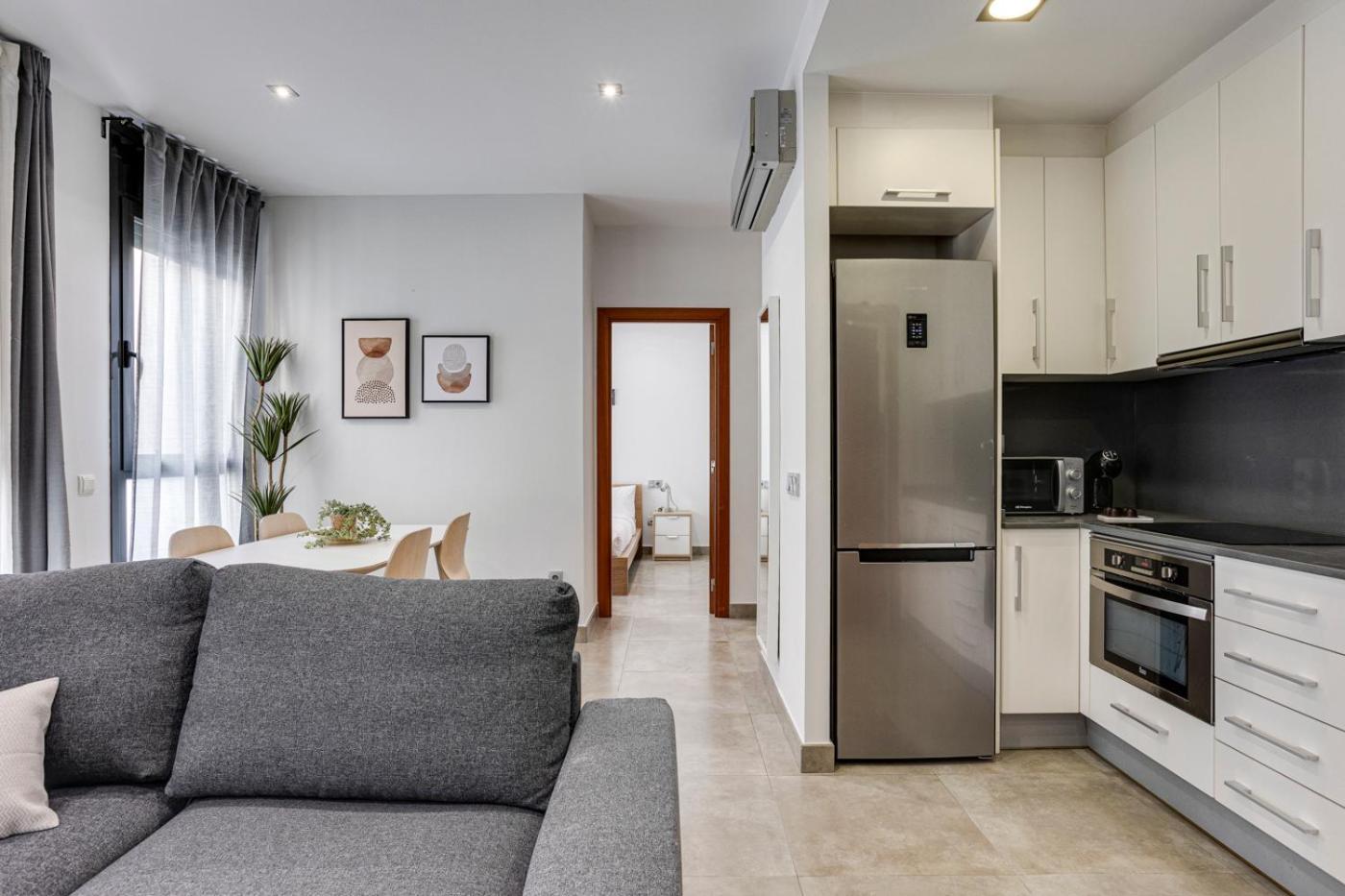 Urban Flats Vallirana Barcelona Eksteriør bilde