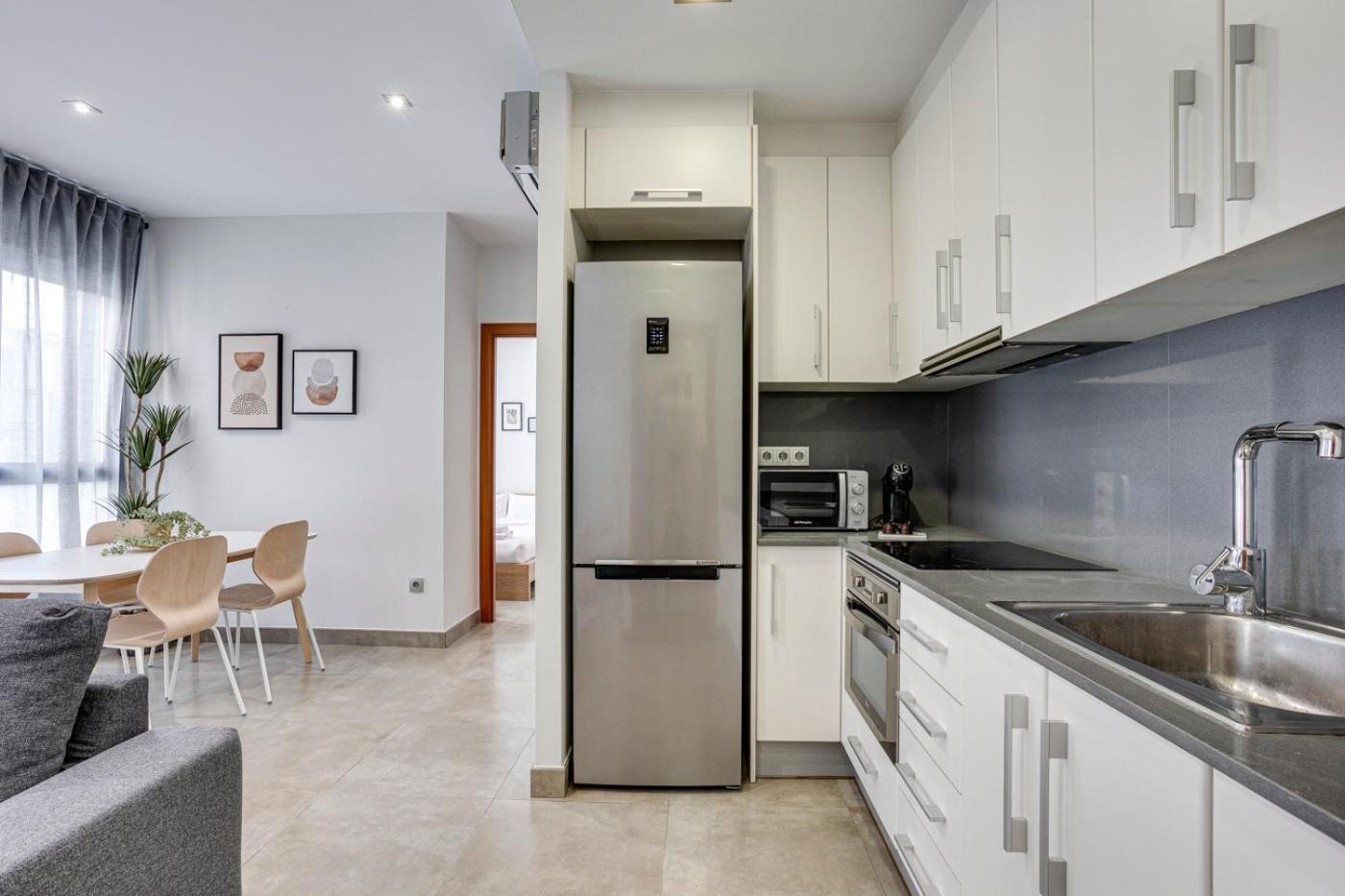 Urban Flats Vallirana Barcelona Eksteriør bilde