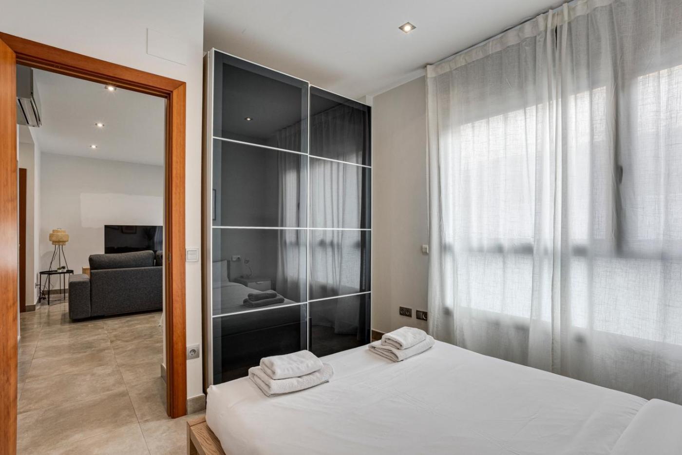 Urban Flats Vallirana Barcelona Eksteriør bilde